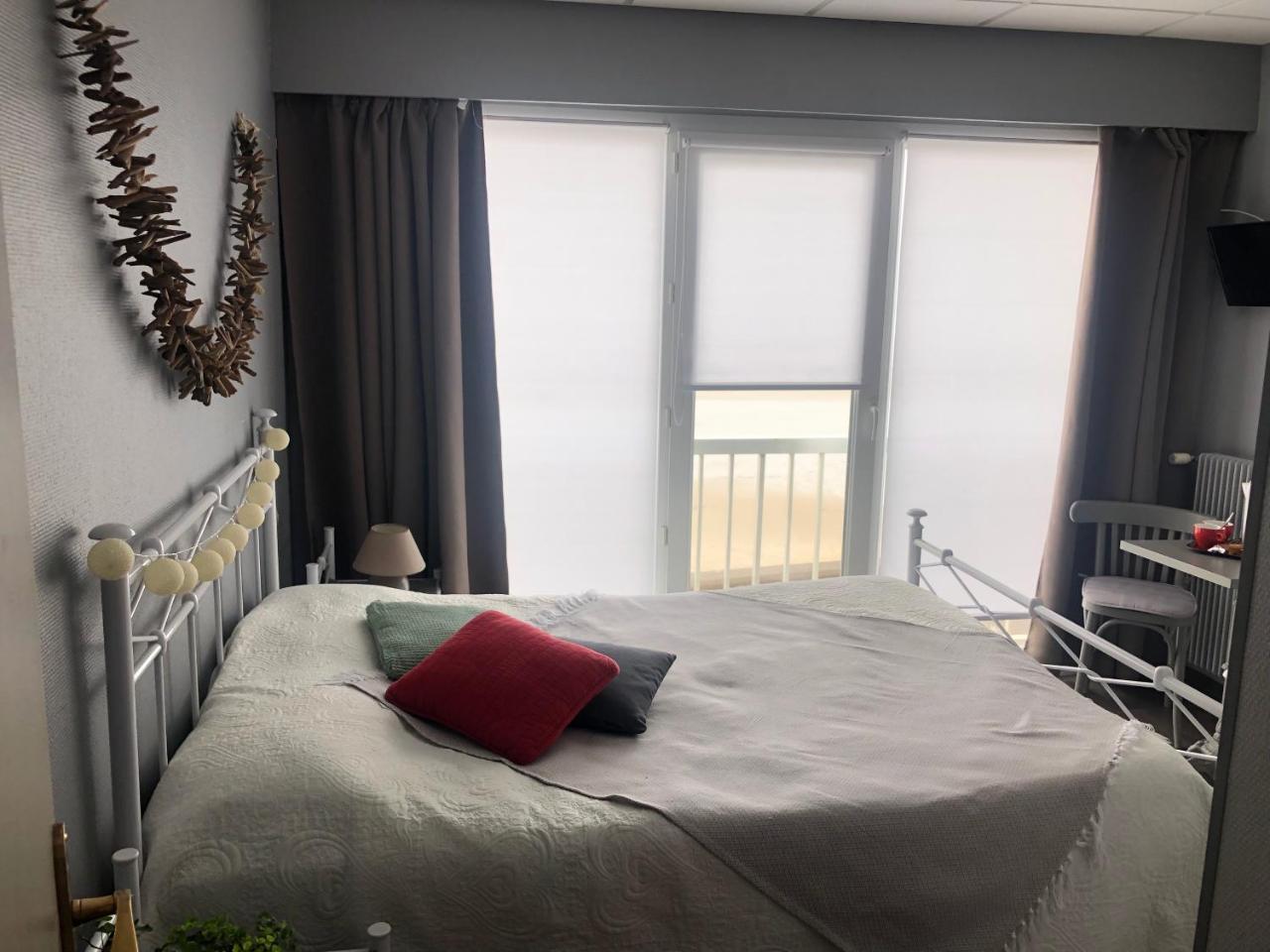 Le Monaclin Hotel Le Portel Ngoại thất bức ảnh